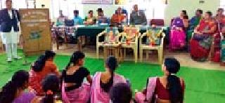 Girls in every field have earned reputation | प्रत्येक क्षेत्रात मुलींनी नावलौकिक मिळवला आहे Girls in every field have earned reputation | प्रत्येक क्षेत्रात मुलींनी नावलौकिक मिळवला आहे