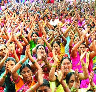 Anganwaditei attack for government status! | सरकारी दर्जासाठी अंगणवाडीतार्इंचा हल्लाबोल! Anganwaditei attack for government status! | सरकारी दर्जासाठी अंगणवाडीतार्इंचा हल्लाबोल!