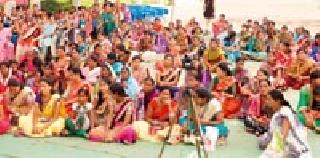 Zip Women's rally in school | जि.प. शाळेत महिला मेळावा Zip Women's rally in school | जि.प. शाळेत महिला मेळावा