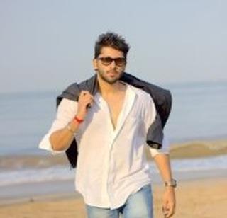 Ashok Patki's son Jhalakaye in the film | अशोक पत्कींचा मुलगा झळकणार चित्रपटात Ashok Patki's son Jhalakaye in the film | अशोक पत्कींचा मुलगा झळकणार चित्रपटात