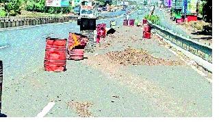 At the meeting of the Union Cabinet, the Shivaji pool was discussed today | केंद्रीय मंत्रिमंडळाच्या बैठकीत शिवाजी पूलप्रश्नी आज चर्चा At the meeting of the Union Cabinet, the Shivaji pool was discussed today | केंद्रीय मंत्रिमंडळाच्या बैठकीत शिवाजी पूलप्रश्नी आज चर्चा