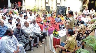 Close the lock in the Rajwada boundaries | राजवाडा हद्दीतील मटका बंद करा Close the lock in the Rajwada boundaries | राजवाडा हद्दीतील मटका बंद करा