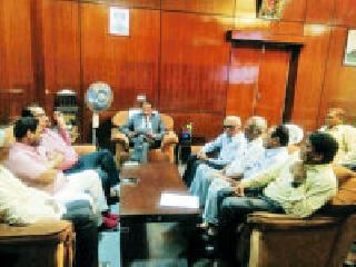 The team's pressure to allow permission? | संघाचा दबाव की परवानगीचा घोळ? The team's pressure to allow permission? | संघाचा दबाव की परवानगीचा घोळ?