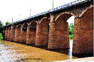 New bridge will be next to Irwin | आयर्विनच्या शेजारी होणार नवा पूल New bridge will be next to Irwin | आयर्विनच्या शेजारी होणार नवा पूल