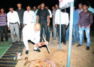 Keep an eye on the water vessels | जलयुक्त शिवारच्या कामांवर नजर ठेवा