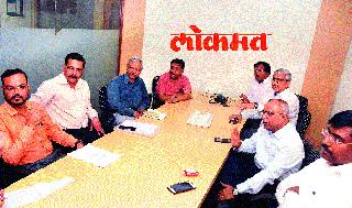 It is compulsory to reply to income tax accounts | आयकर खात्याला उत्तर देणे अनिवार्य