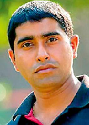 Save sparrows for environmental conservation | पर्यावरण संवर्धनासाठी चिमण्यांना वाचवा