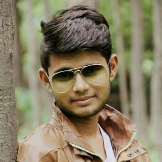 College students killed in Altokar's death | अल्टोकारच्या धडकेत महाविद्यालयीन विद्यार्थी ठार