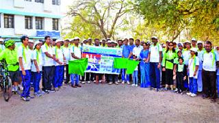Water conveyed by Water Run | ‘वॉटर रन’ने दिला पाणीबचतीचा संदेश Water conveyed by Water Run | ‘वॉटर रन’ने दिला पाणीबचतीचा संदेश