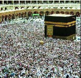 This year, the committee quota for Haj Yatra will increase by 25 thousand | यंदा हज यात्रेसाठी कमिटीच्या कोट्यात २५ हजारांनी वाढ This year, the committee quota for Haj Yatra will increase by 25 thousand | यंदा हज यात्रेसाठी कमिटीच्या कोट्यात २५ हजारांनी वाढ
