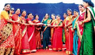 Women should come forward for solid waste management! | घनकचरा व्यवस्थापनासाठी महिलांनी पुढे यावे!