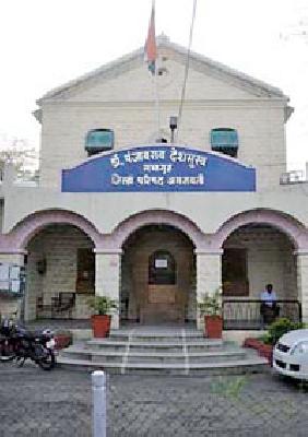 Action to be broken into pieces if development works | विकासकामांचे तुकडे पाडल्यास कारवाई