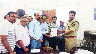 Request for Additional Superintendent of AIMA | आयमाचे अपर पोलीस अधीक्षकांना मागण्यांचे निवेदन