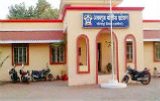 Police report registered in Saraat's Yard: Akluj police show cause notice to the court | सैराटच्या याडात पोलिसांनी नोंदला गुन्हा : अकलूज पोलिसांना न्यायालयाची कारणे दाखवा नोटीस Police report registered in Saraat's Yard: Akluj police show cause notice to the court | सैराटच्या याडात पोलिसांनी नोंदला गुन्हा : अकलूज पोलिसांना न्यायालयाची कारणे दाखवा नोटीस