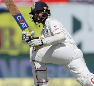 India were trailing by 52 runs on the second day | दुसऱ्या दिवसाखेर भारत 52 धावांनी पिछाडीवर