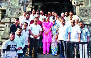 Permanent remedy for Trimbakeshwar: Nayana Gavit | त्र्यंबकेश्वरला कायमस्वरूपी उपाययोजना करणार : नयना गावित