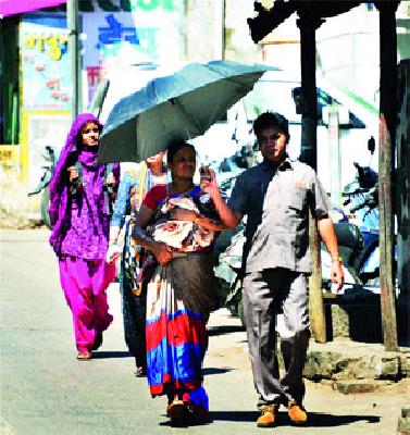 Chalishi reached by temperature | तपमानाने गाठली चाळिशी Chalishi reached by temperature | तपमानाने गाठली चाळिशी