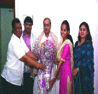 Run the family heritage forward | कुटुंबाचा वारसा पुढे चालवा Run the family heritage forward | कुटुंबाचा वारसा पुढे चालवा