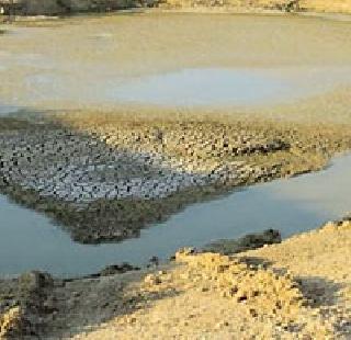 54 lakes dry in the district | जिल्ह्यातील ५४ तलाव कोरडे
