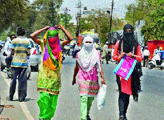 Outbreak of sunlight causes life-threatening disorders | उन्हाच्या प्रकोपाने जनजीवन विस्कळीत