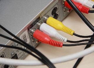 Runway to set up a settop box in rural areas | ग्रामीण भागात सेटटॉप बॉक्स बसविण्याची धावपळ