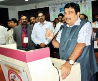 We need research that stabilizes poor people | गरिबांच्या जीवनात स्थिरता आणणारे संशोधन हवे