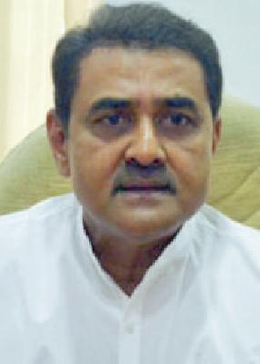 Farmers 'April fools' - Praful Patel | सरकार करतेय शेतकऱ्यांना ‘एप्रिल फूल’- प्रफुल्ल पटेल