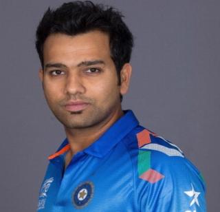 Playing out of the field was disappointing: Rohit Sharma | मैदानाबाहेर बसून खेळ पाहणे निराशाजनक होते : रोहित शर्मा