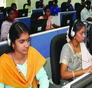 Suitable for women who do not feel like a job place | नोकरीचे ठिकाण नाही वाटत महिलांना अनुकूल Suitable for women who do not feel like a job place | नोकरीचे ठिकाण नाही वाटत महिलांना अनुकूल