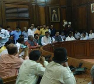 In the Lok Sabha, Shiv Sena's Rudravarta in Gaikwad case | लोकसभेत गायकवाड प्रकरणी शिवसेनेचा रूद्रावतार In the Lok Sabha, Shiv Sena's Rudravarta in Gaikwad case | लोकसभेत गायकवाड प्रकरणी शिवसेनेचा रूद्रावतार