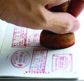 The advantage of tough visa rules | कठीण व्हिसा नियमांचा फायदाच The advantage of tough visa rules | कठीण व्हिसा नियमांचा फायदाच