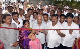 Mayor's entry at 'Ramayana' residence | ‘रामायण’ निवासस्थानी महापौरांचा प्रवेश Mayor's entry at 'Ramayana' residence | ‘रामायण’ निवासस्थानी महापौरांचा प्रवेश
