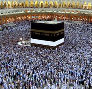 Ship again will be Haj pilgrimage | हज यात्रा होणार पुन्हा जहाजाने Ship again will be Haj pilgrimage | हज यात्रा होणार पुन्हा जहाजाने