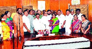 Shivaji Gangurde as chairperson | सभापतिपदी शिवाजी गांगुर्डे Shivaji Gangurde as chairperson | सभापतिपदी शिवाजी गांगुर्डे