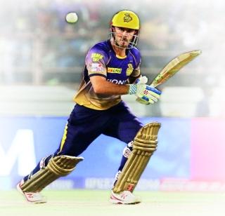 Less than a year after Gujarat | लीनपुढे गुजरात ‘दीन’ Less than a year after Gujarat | लीनपुढे गुजरात ‘दीन’