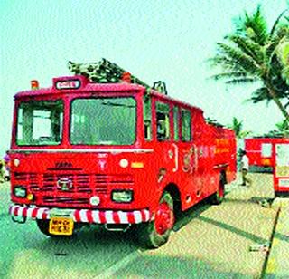 Recognizing Problems That Help | मदतीला धावणारे समस्यांच्या विळख्यात Recognizing Problems That Help | मदतीला धावणारे समस्यांच्या विळख्यात