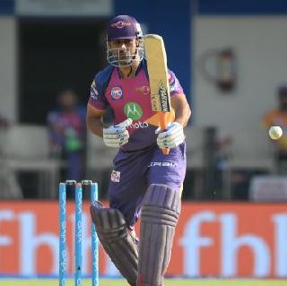 Dhoni made history in the match against Kings XI Punjab | किंग्स इलेव्हन पंजाबविरूद्धच्या सामन्यात धोनीने रचला इतिहास