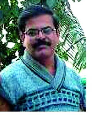 Entrepreneur suicides in debt | कर्जाला कंटाळून उद्योजकाची आत्महत्या