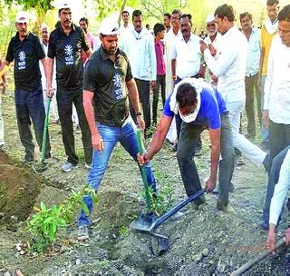 Water Cup Competition begins in 105 villages | १0५ गावांमध्ये वॉटर कप स्पर्धा सुरू!