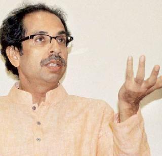 Take some serious credit from Fadnavis Adityanath - Uddhav Thackeray | फडणवीस आदित्यनाथांकडून थोडे गांभीर्य उधारीवर घ्या - उद्धव ठाकरे Take some serious credit from Fadnavis Adityanath - Uddhav Thackeray | फडणवीस आदित्यनाथांकडून थोडे गांभीर्य उधारीवर घ्या - उद्धव ठाकरे