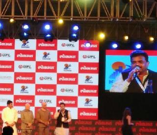 VIDEO - Lokmat debates for folk artists' award - Ashok Hande | VIDEO - लोककलाकारांचा पुरस्कारांसाठी विचार करणारे लोकमत पहिले वर्तमानपत्र - अशोक हांडे