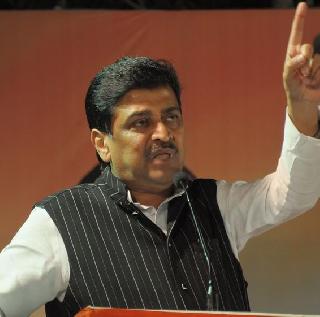 Relieve Jadhav if 56 inch chest: Ashok Chavan | 56 इंच छाती असेल तर जाधव यांची सुटका करा : अशोक चव्हाण