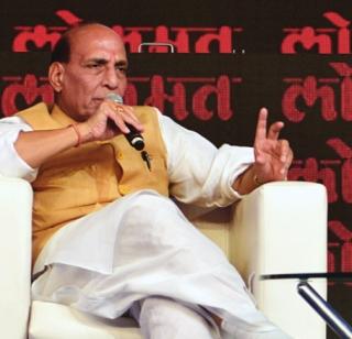 Kashmir's situation will improve throughout the year | काश्मीरची स्थिती वर्षभरात सुधारणार Kashmir's situation will improve throughout the year | काश्मीरची स्थिती वर्षभरात सुधारणार