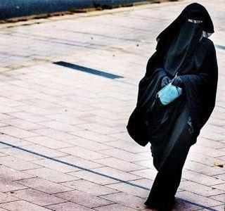 "Triple divorce victim women accept Hindu religion" | "ट्रिपल तलाक पीडित महिलांनी हिंदू धर्म स्वीकारा" "Triple divorce victim women accept Hindu religion" | "ट्रिपल तलाक पीडित महिलांनी हिंदू धर्म स्वीकारा"