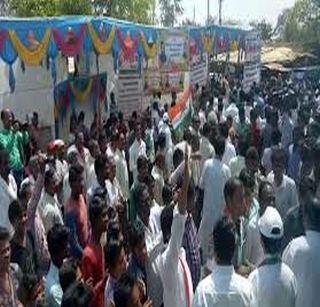 Opposition's Elgar, the second phase of the struggle yatra from tomorrow | विरोधीपक्षांचा एल्गार, संघर्ष यात्रेचा दुसरा टप्पा उद्यापासून Opposition's Elgar, the second phase of the struggle yatra from tomorrow | विरोधीपक्षांचा एल्गार, संघर्ष यात्रेचा दुसरा टप्पा उद्यापासून