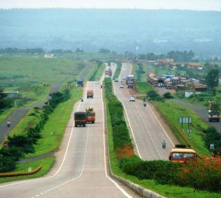 Racquet in Nashik: Capture the occupation of investors in the outskirts! | नाशिकमध्ये रॅकेट : बाहेरगावातील गुंतवणूकदारांच्या मिळकतींवर होतोय कब्जा! Racquet in Nashik: Capture the occupation of investors in the outskirts! | नाशिकमध्ये रॅकेट : बाहेरगावातील गुंतवणूकदारांच्या मिळकतींवर होतोय कब्जा!