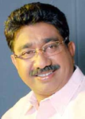 Large losses in the district due to the number of farmers | शेतकरी संख्या तफावतीने जिल्ह्याचे मोठे नुकसान