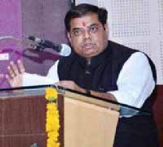 Cashless transaction required to prevent fraud | करचोरी रोखण्यासाठी कॅशलेश व्यवहार आवश्यक Cashless transaction required to prevent fraud | करचोरी रोखण्यासाठी कॅशलेश व्यवहार आवश्यक