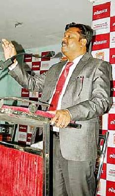 Stay tension free for the success of the exam - Ravindra Kshirsagar | परीक्षेतील यशासाठी तणावमुक्त राहा - रवींद्र क्षीरसागर