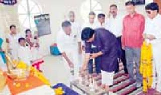 The three-crore Samaj Bhavana will be prepared | तीन कोटींचे समाजभवन तयार करणार